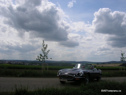 Jaguar E-type V12 roadster_02