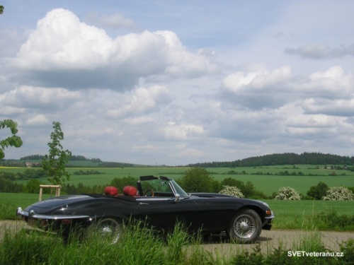 Jaguar E-type V12 roadster_06