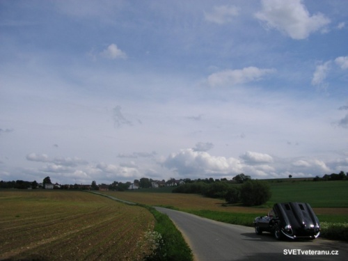 Jaguar E-type V12 roadster_08
