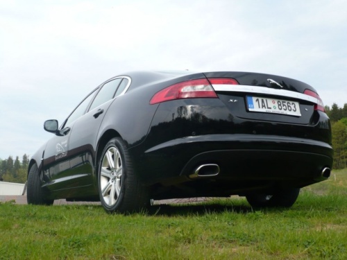 Jaguar XF_06