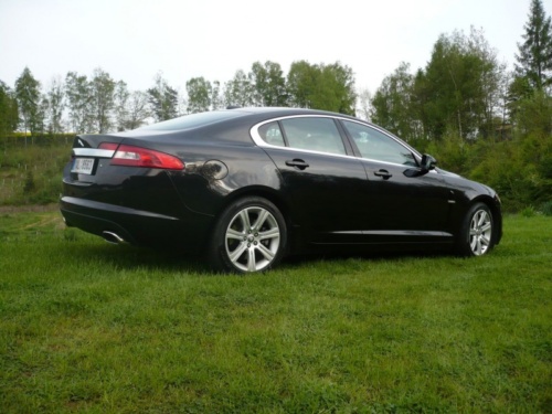 Jaguar XF_27
